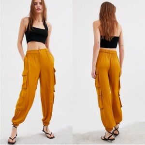 ZARA Silky Satin Double Pocket Cargo Baggy Jogger Pants Gold Mustard size Medium